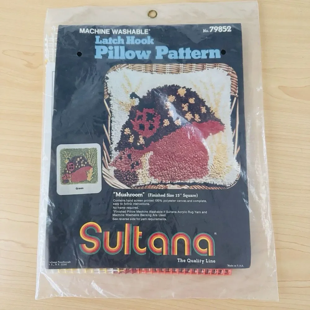 Vtg Sultana MUSHROOM Needlecraft Latch Hook 15
